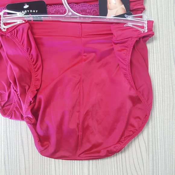 Maidenform Intimates & Sleepwear 5 Pcs Bundle Maidenform String